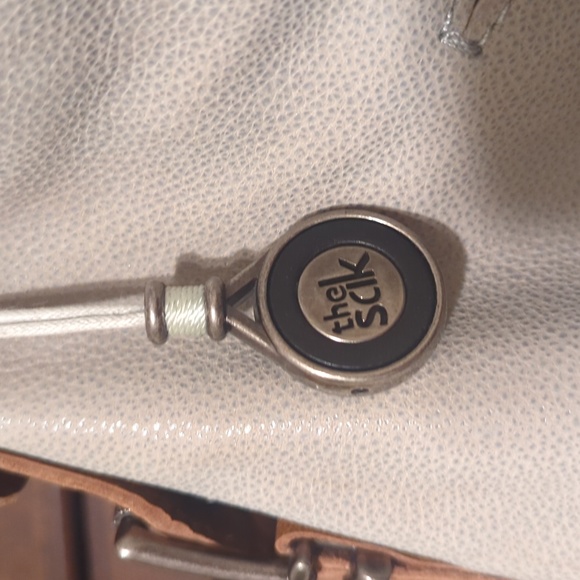 The SAK purse in a light green leather color. - Picture 3 of 8